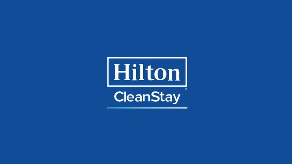 Hilton Mall Of イスタンブール エクステリア 写真 Hilton CleanStay logo