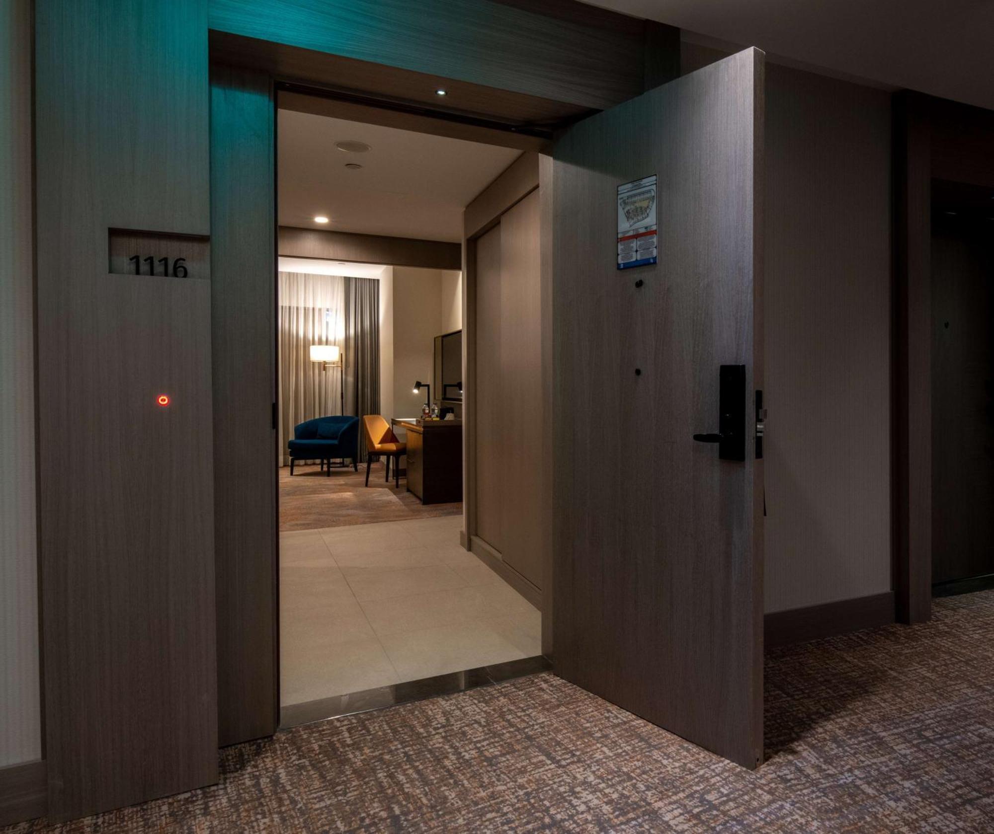 Hilton Mall Of イスタンブール エクステリア 写真 A hotel room in Bangkok, Thailand